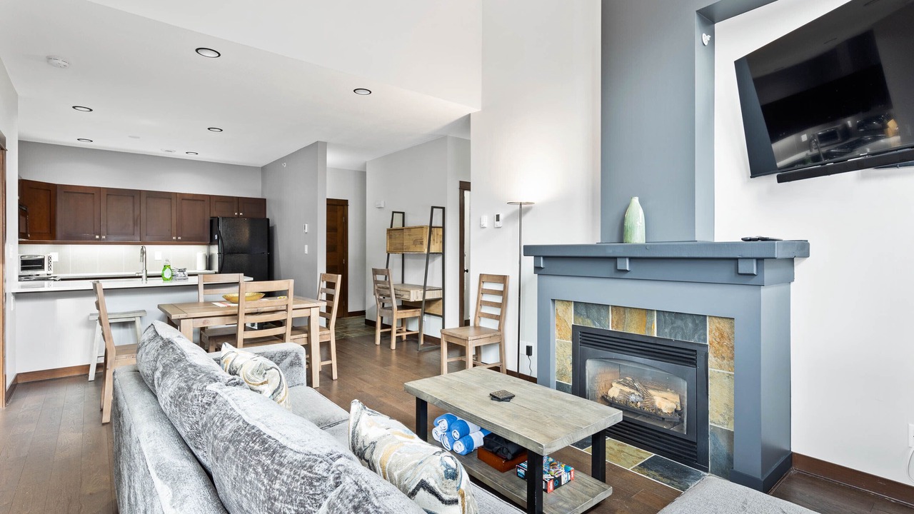 Photo of Livingroom in Sun Peaks