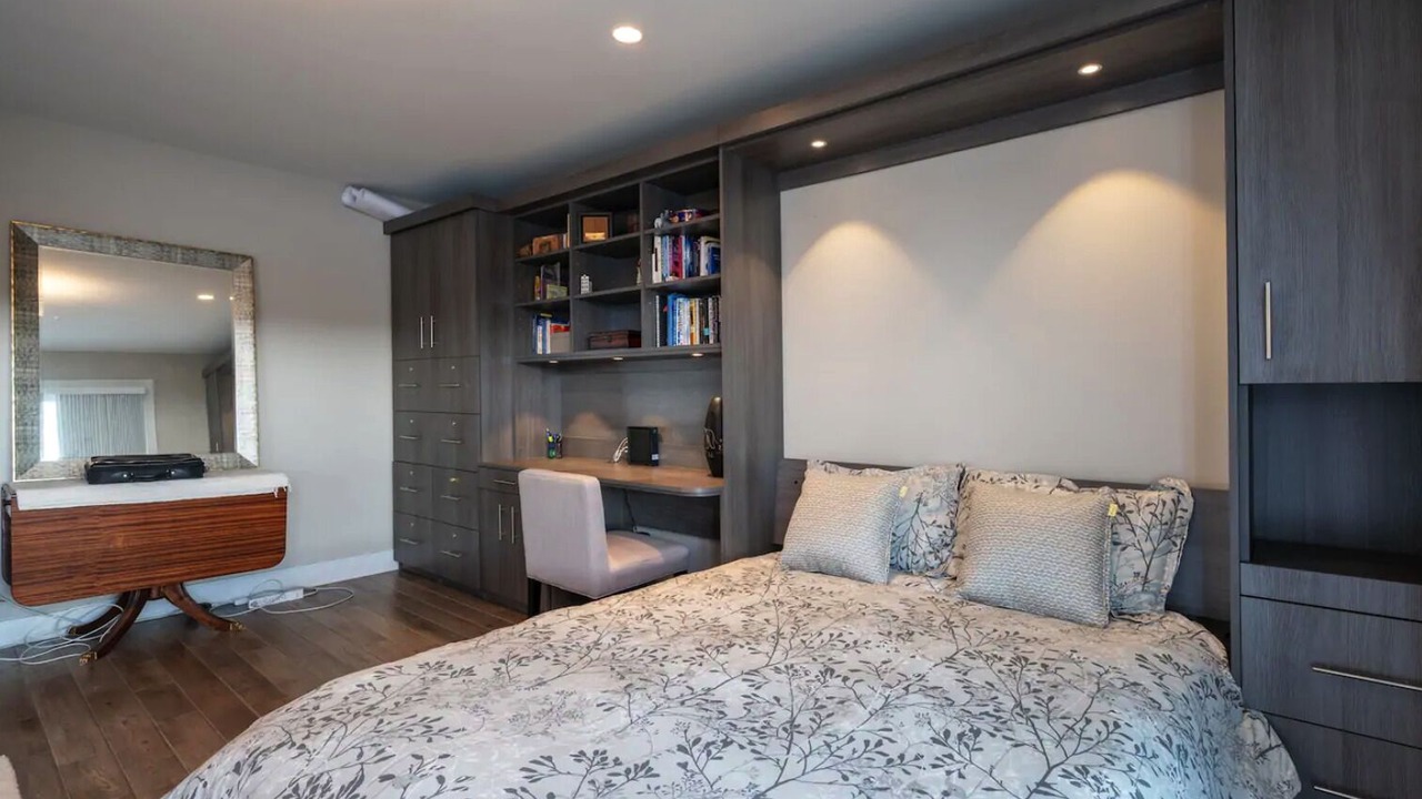 Photo of Bedroom in Saanich East