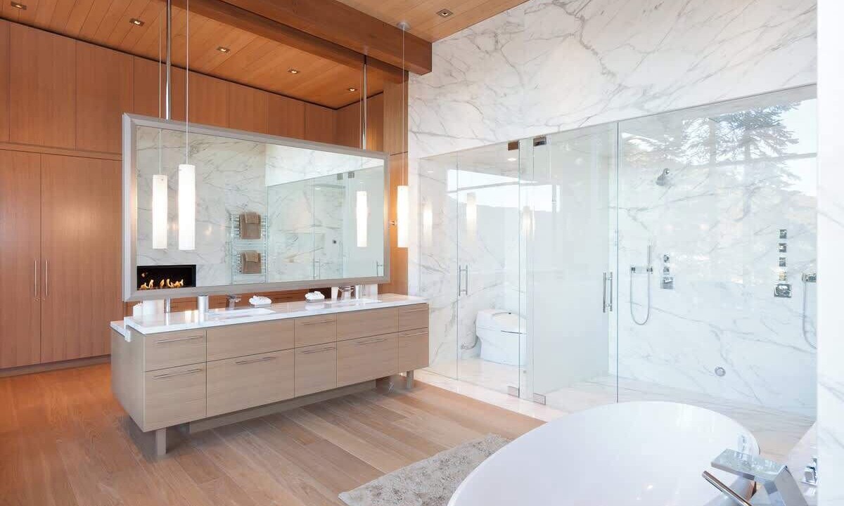 Photo of Bathroom in Whistler Creekside