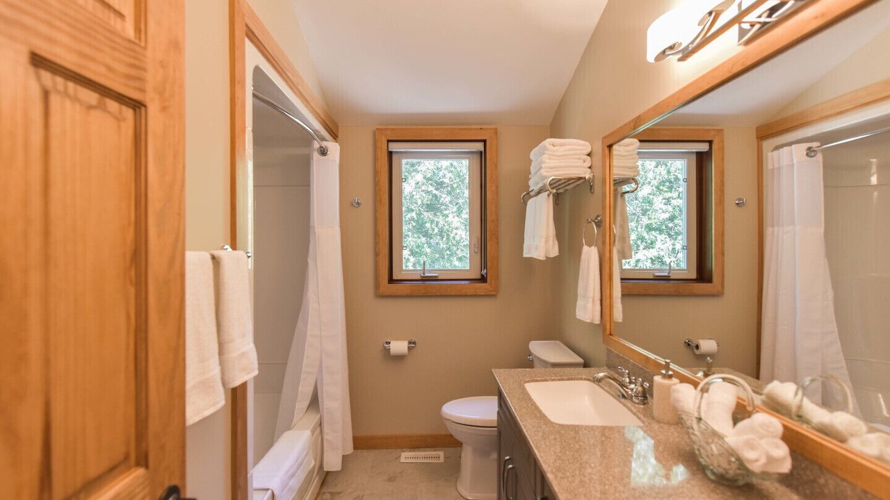 Photo of Bathroom in Ramara
