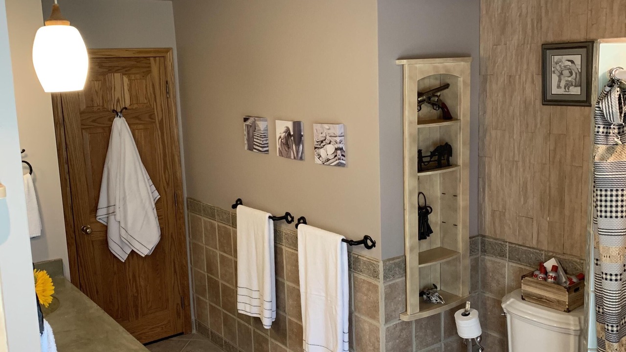 Photo of Bathroom in Bragg Creek
