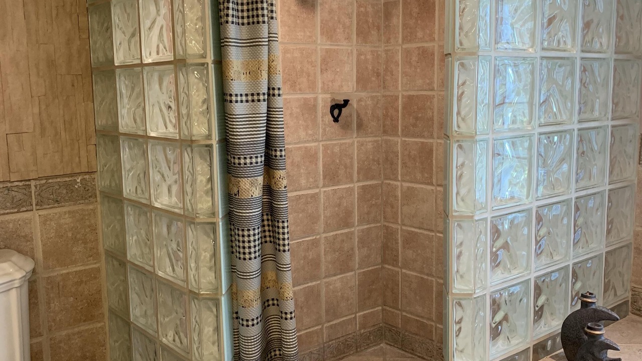 Photo of Bathroom in Bragg Creek