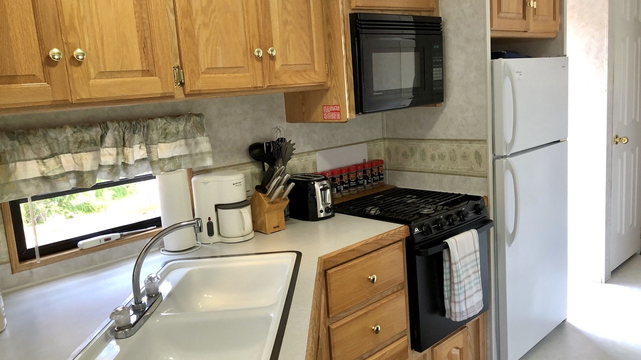 Photo of Kitchen in Garden Bay