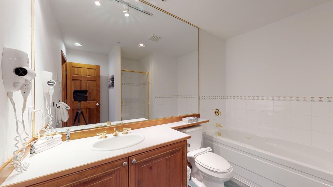 Photo of Bathroom in Blackcomb