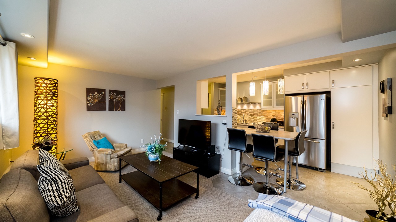 Photo of Livingroom in Jasper Place