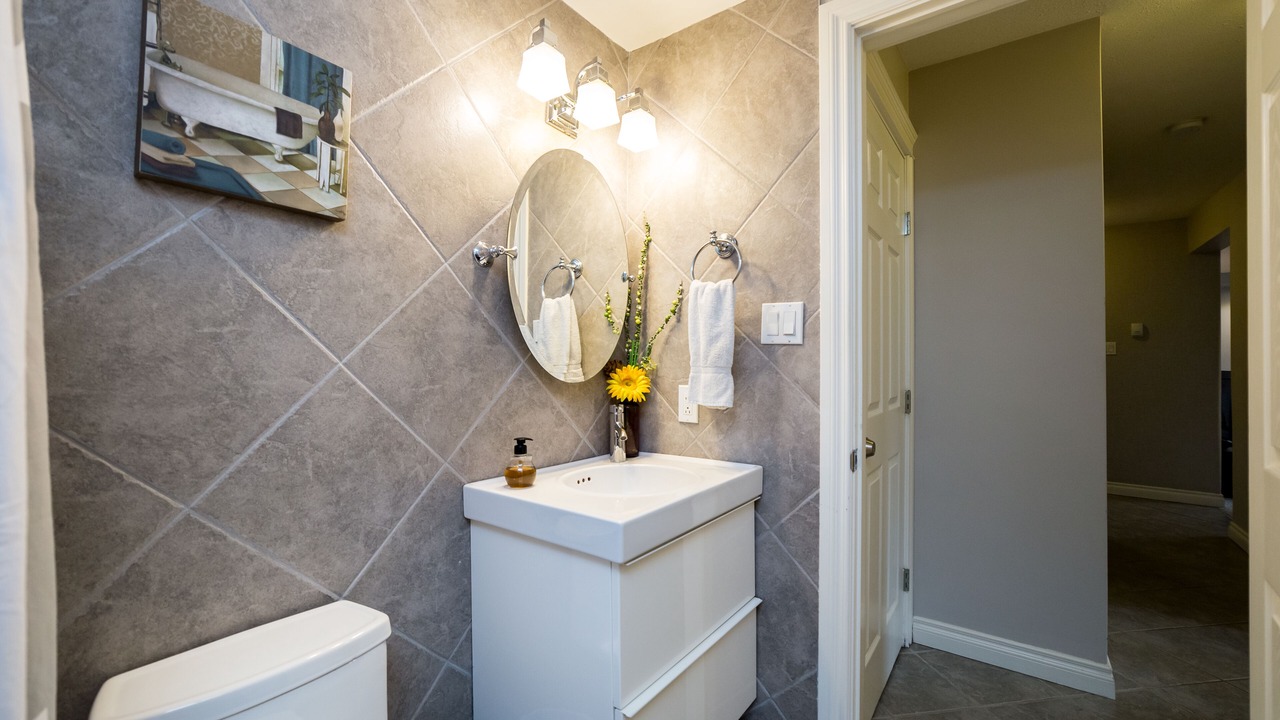 Photo of Bathroom in Jasper Place