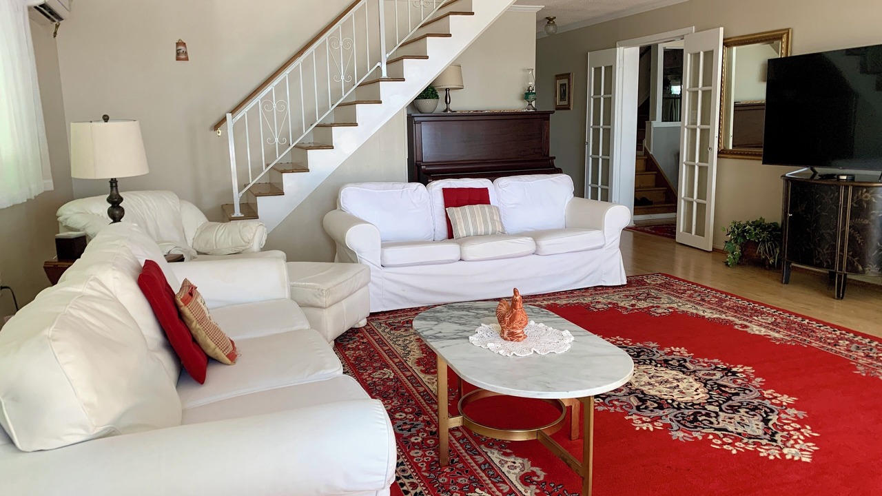Photo of Livingroom in Prince Edward