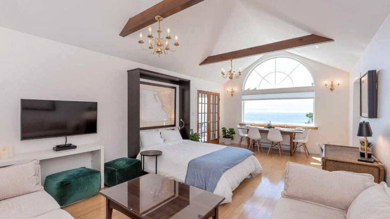 Photo of Bedroom in Otter Point