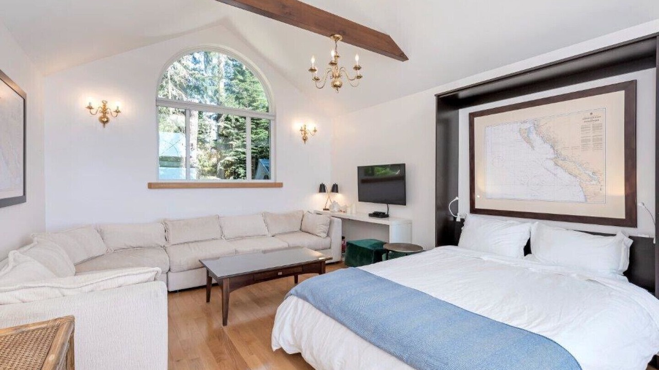 Photo of Bedroom in Otter Point