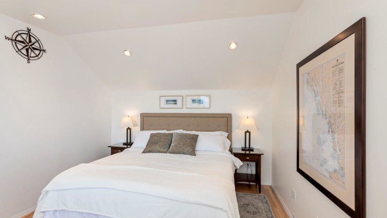 Photo of Bedroom in Otter Point