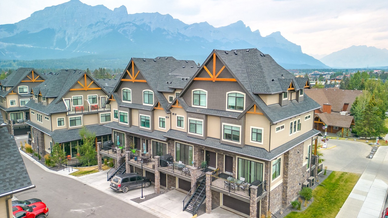 Photo of Others in Canmore