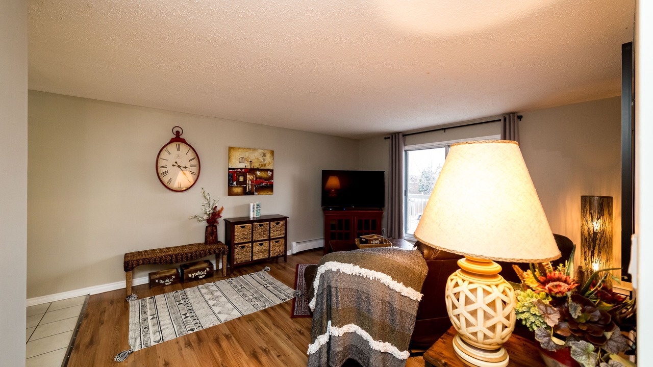 Photo of Livingroom in Jasper Place