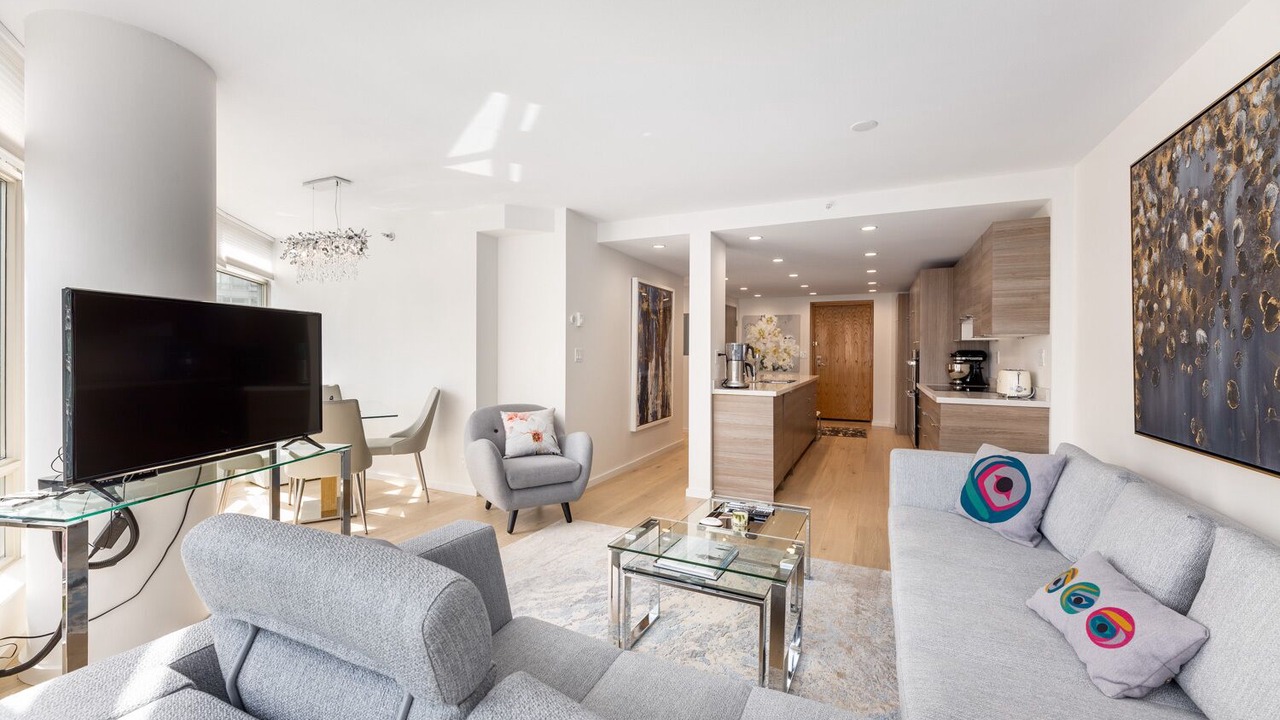Photo of Livingroom in Coal Harbour