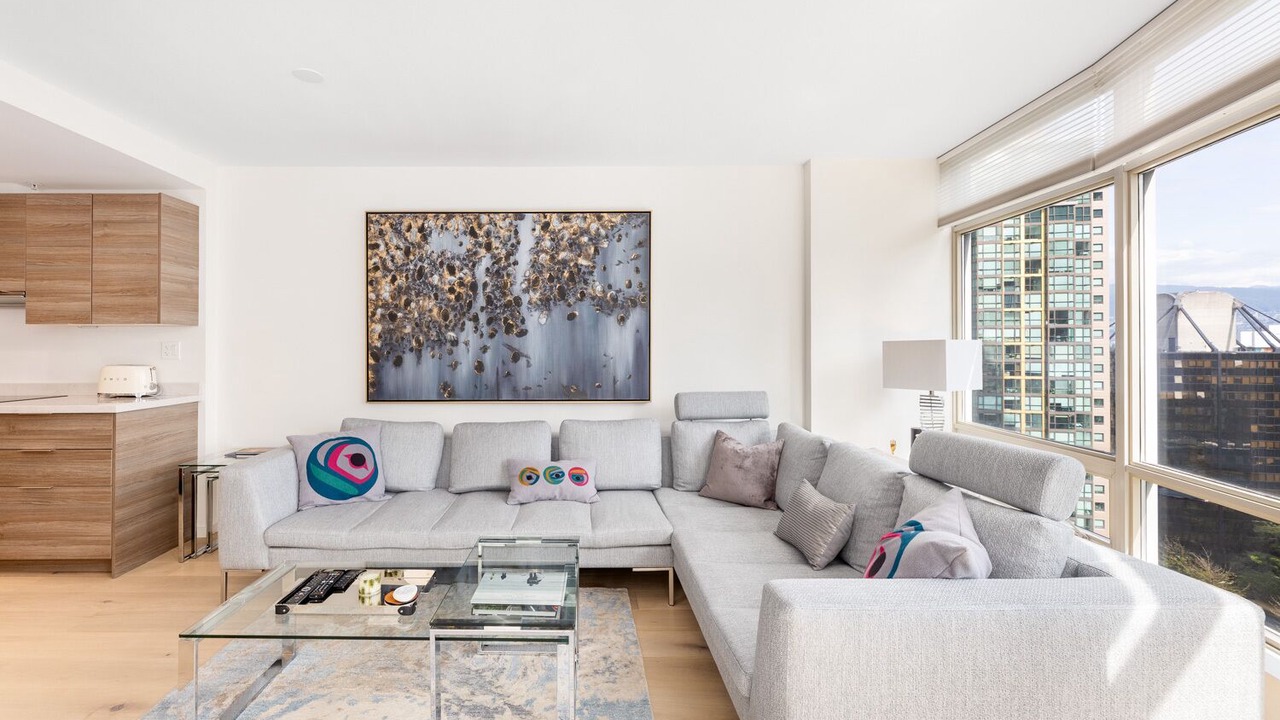 Photo of Livingroom in Coal Harbour
