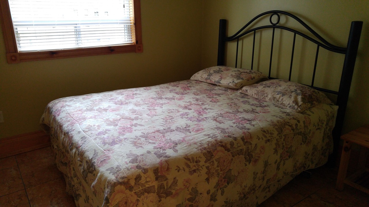 Photo of Bedroom in Wasaga Beach