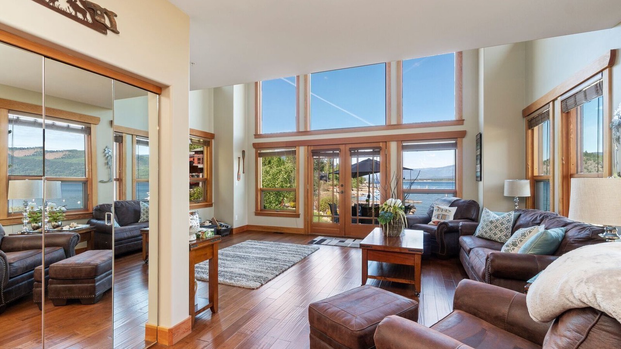 Photo of Livingroom in Blind Bay