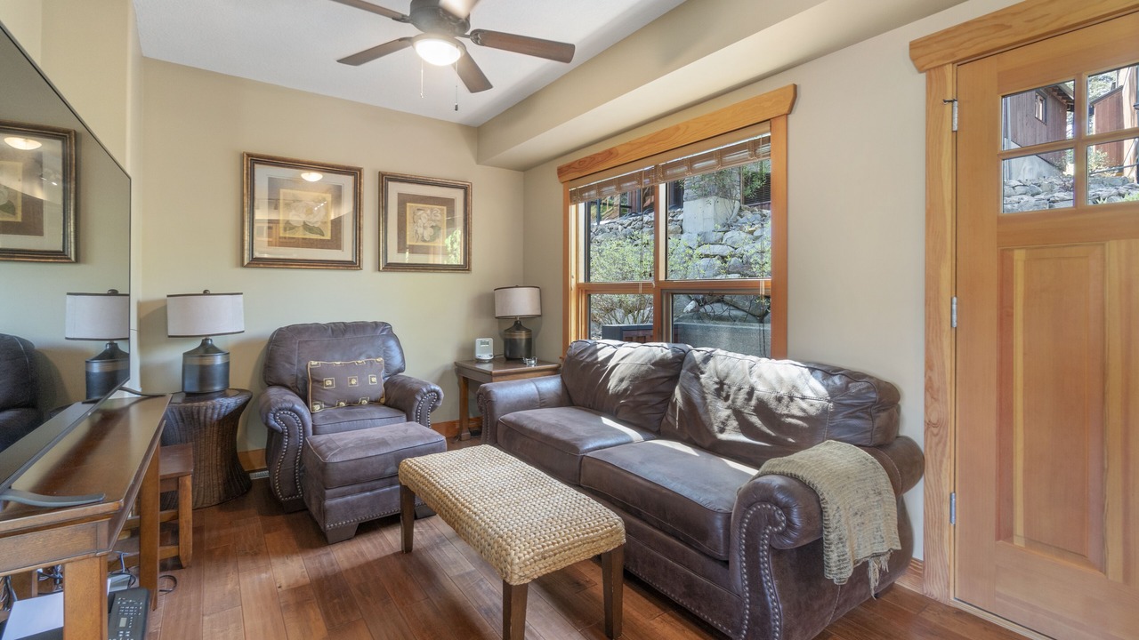 Photo of Livingroom in Blind Bay
