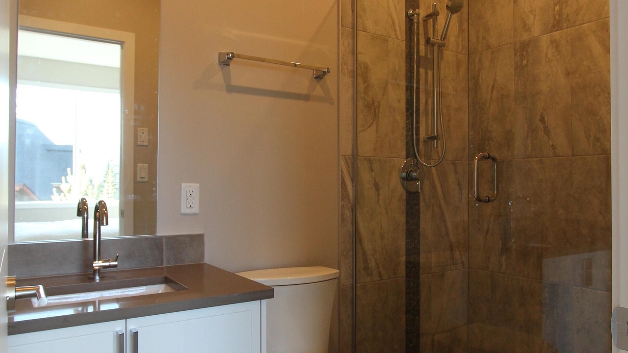Photo of Bathroom in Golden
