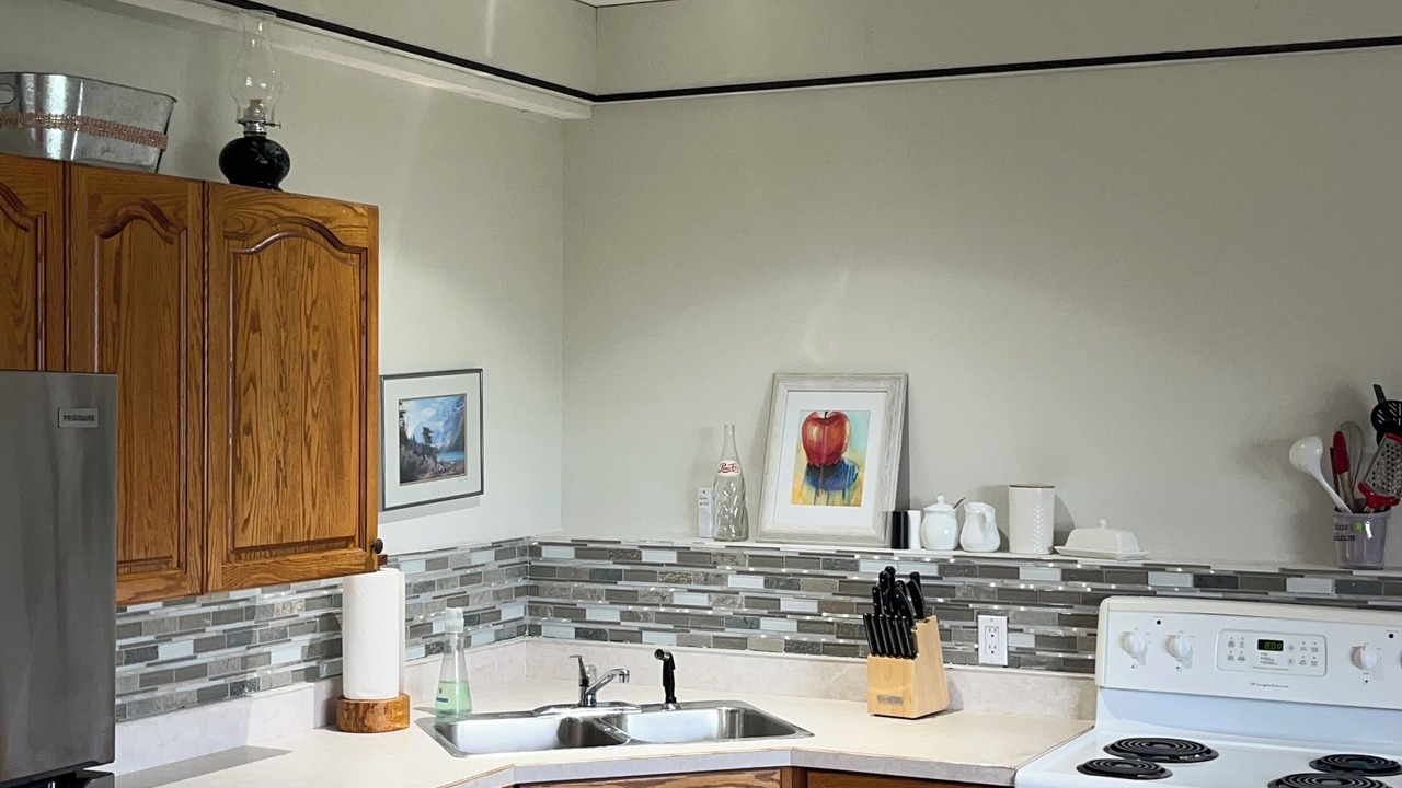 Photo of Kitchen in Okanagan-Similkameen