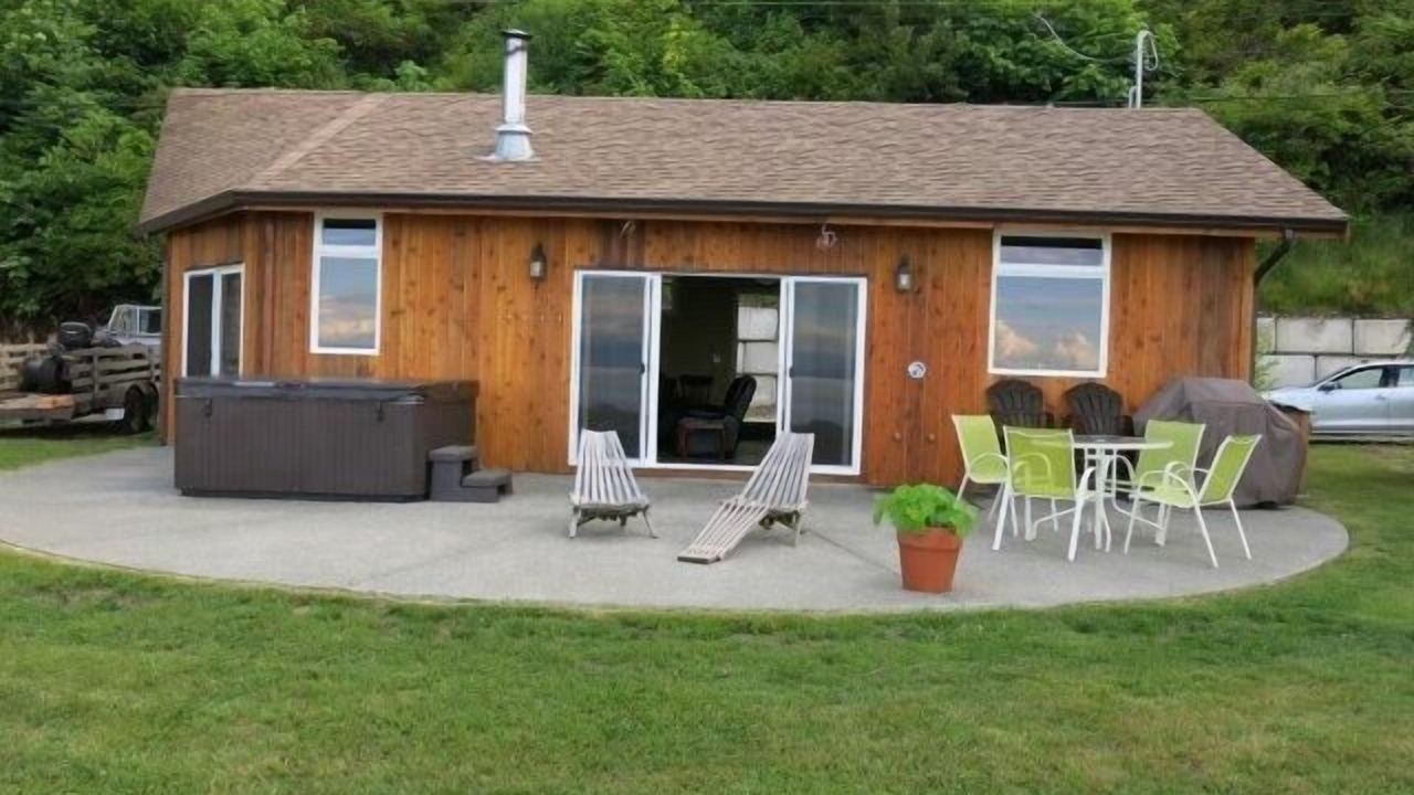 Photo of Others in Courtenay