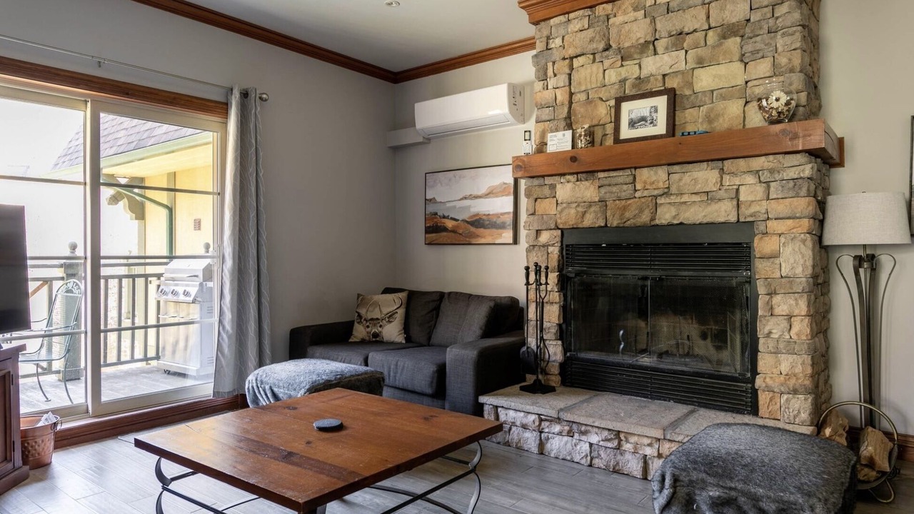 Photo of Livingroom in Mont-Tremblant