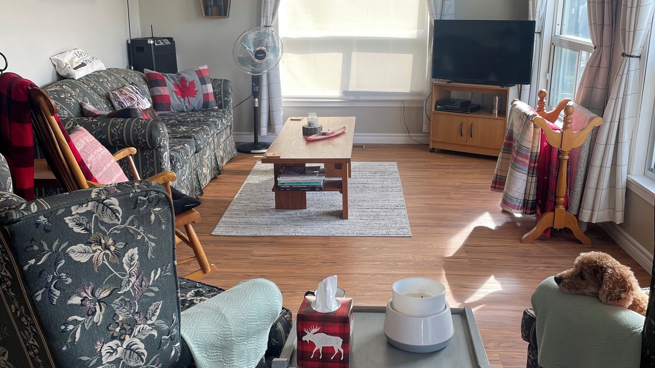 Photo of Livingroom in Ryerson