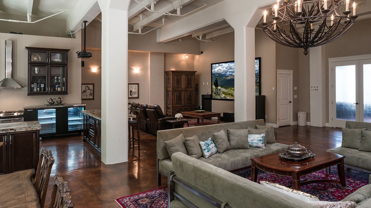 Photo of Livingroom in Sumas Prairie