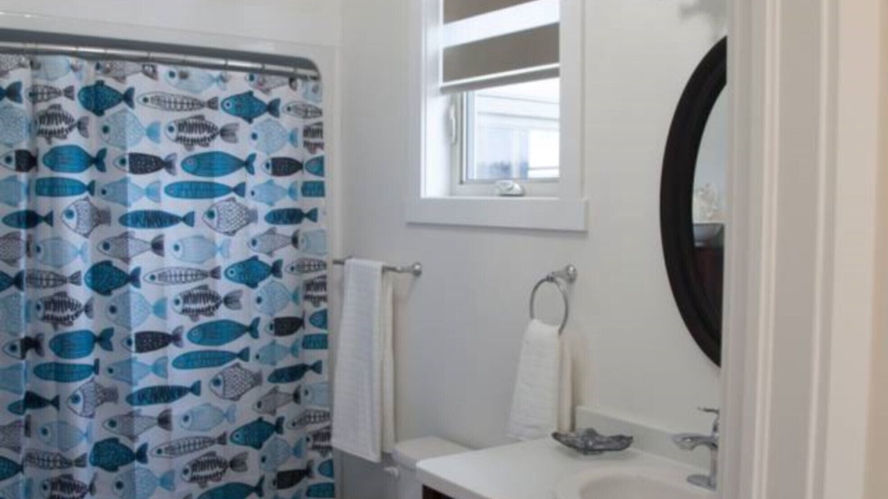 Photo of Bathroom in Cardigan