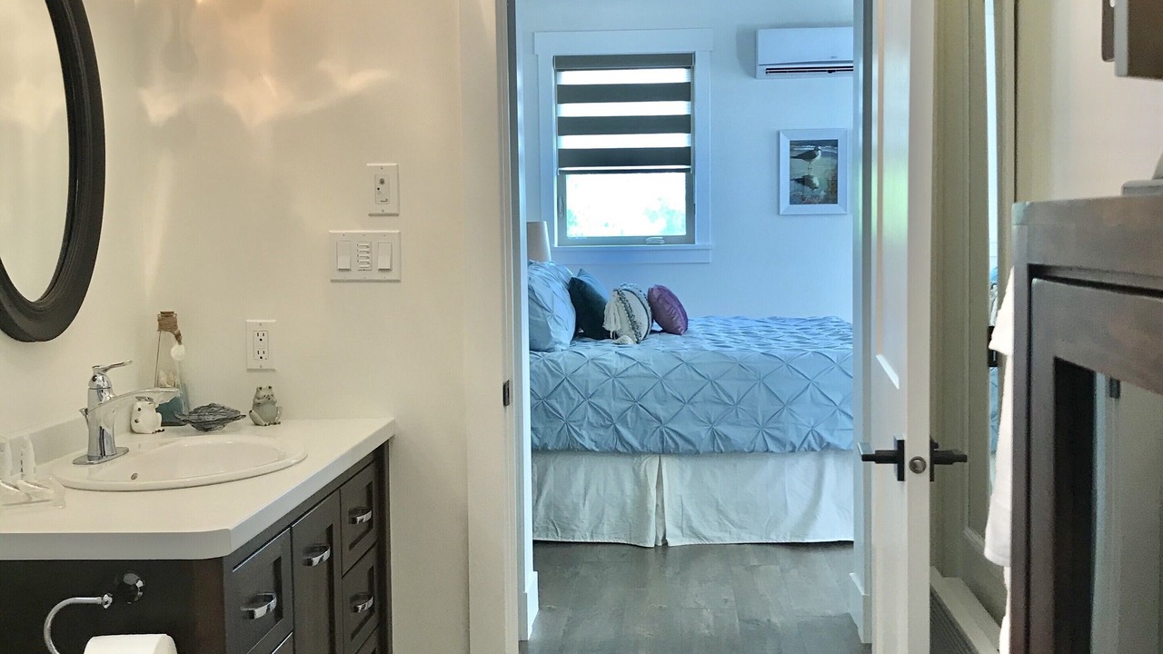 Photo of Bathroom in Cardigan