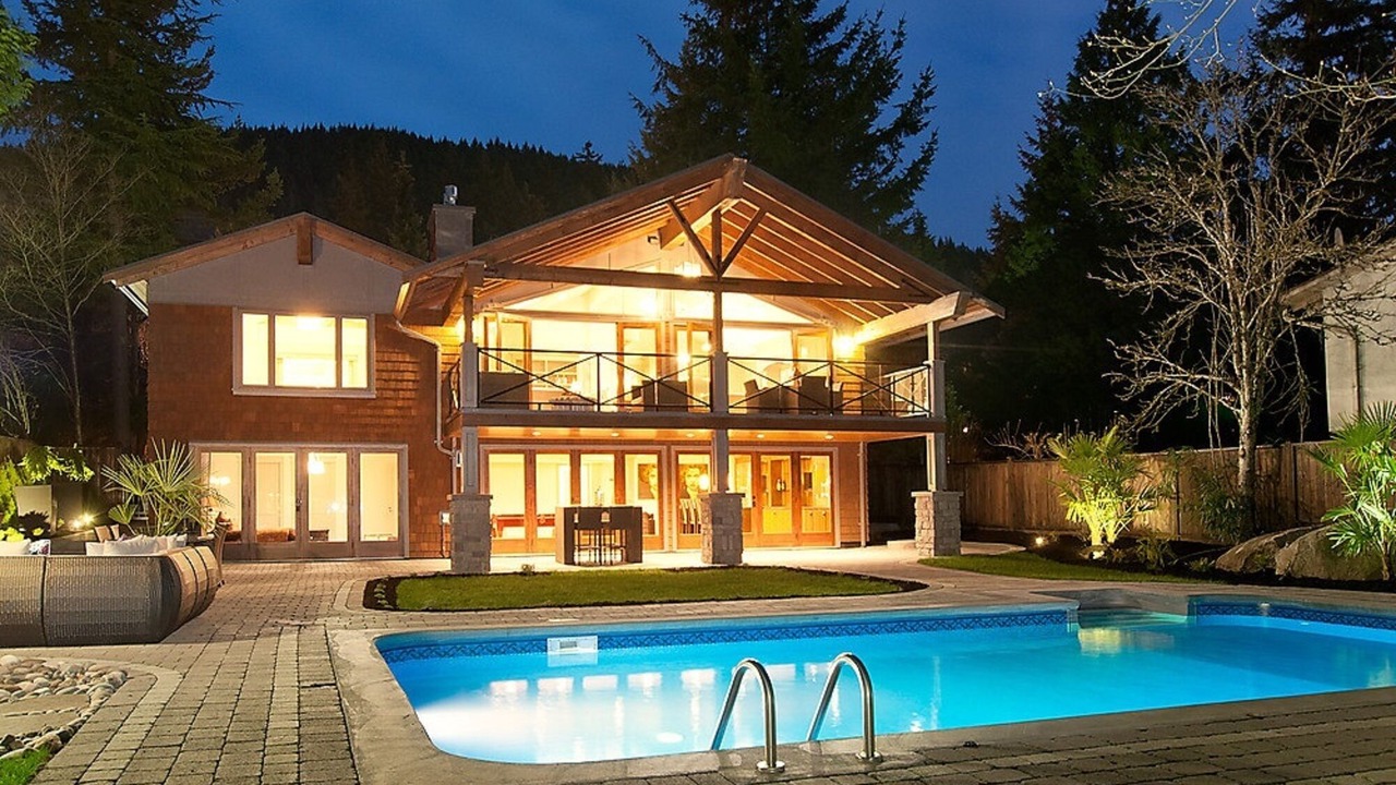 Photo of Outdoor in West Vancouver