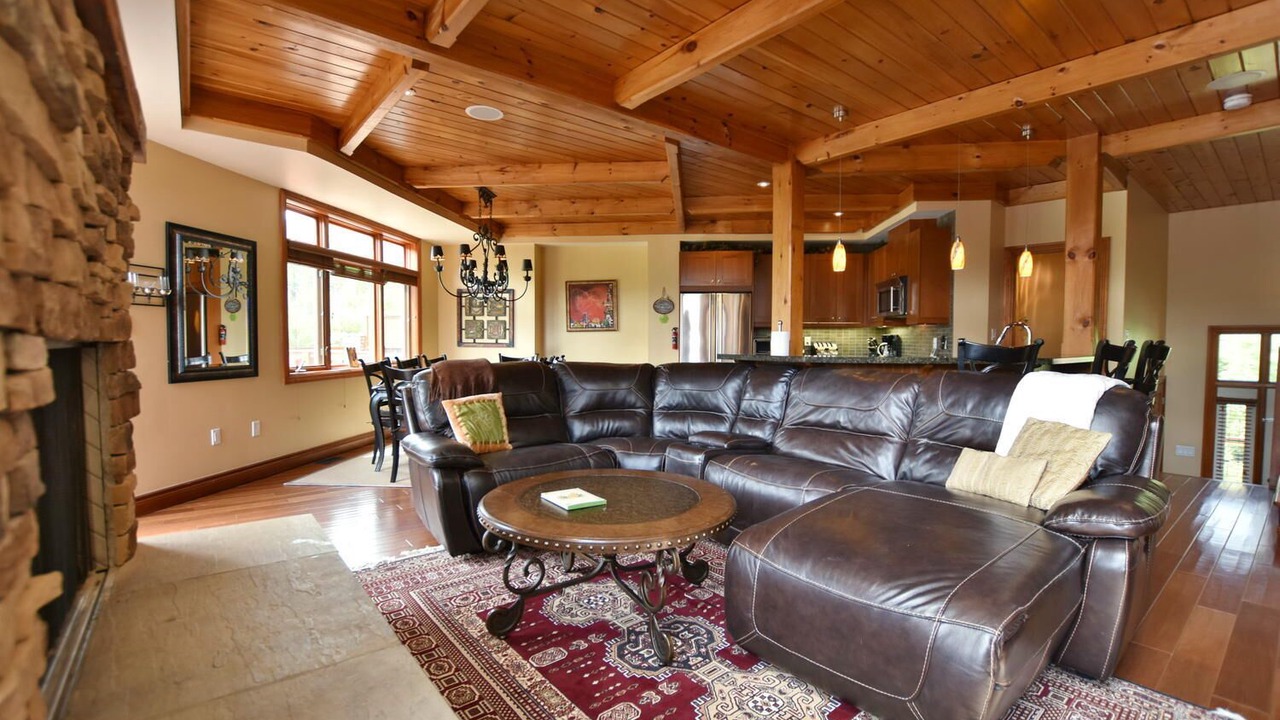 Photo of Bedroom in Craigleith