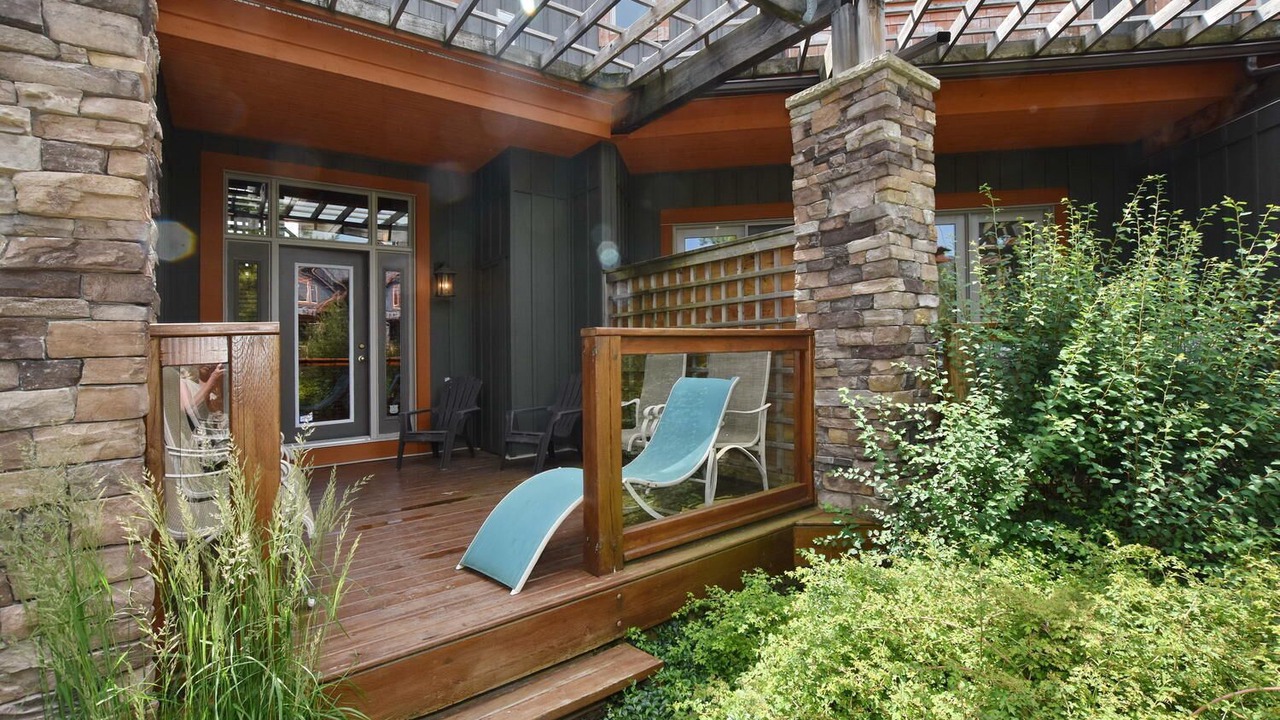 Photo of Patio Balcony in Craigleith