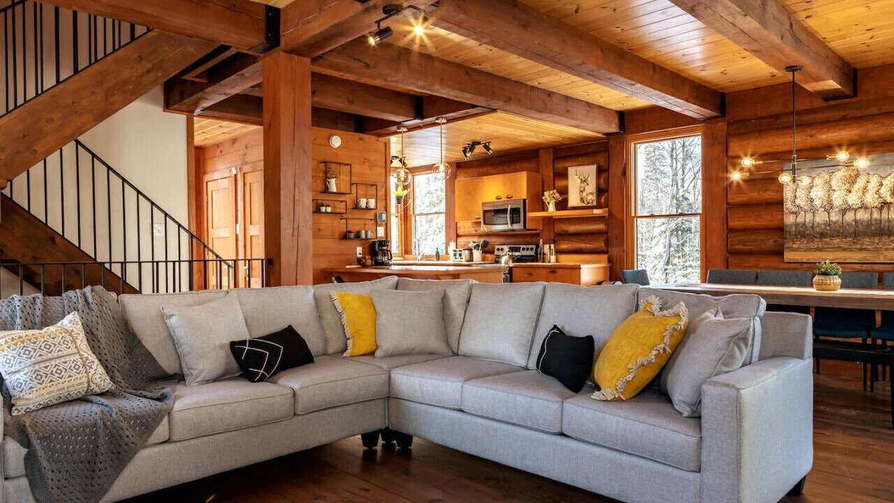 Photo of Livingroom in Lac Superieur Village