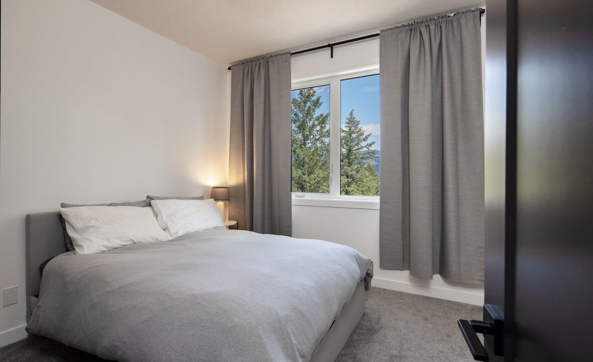 Photo of Bedroom in East Kootenay
