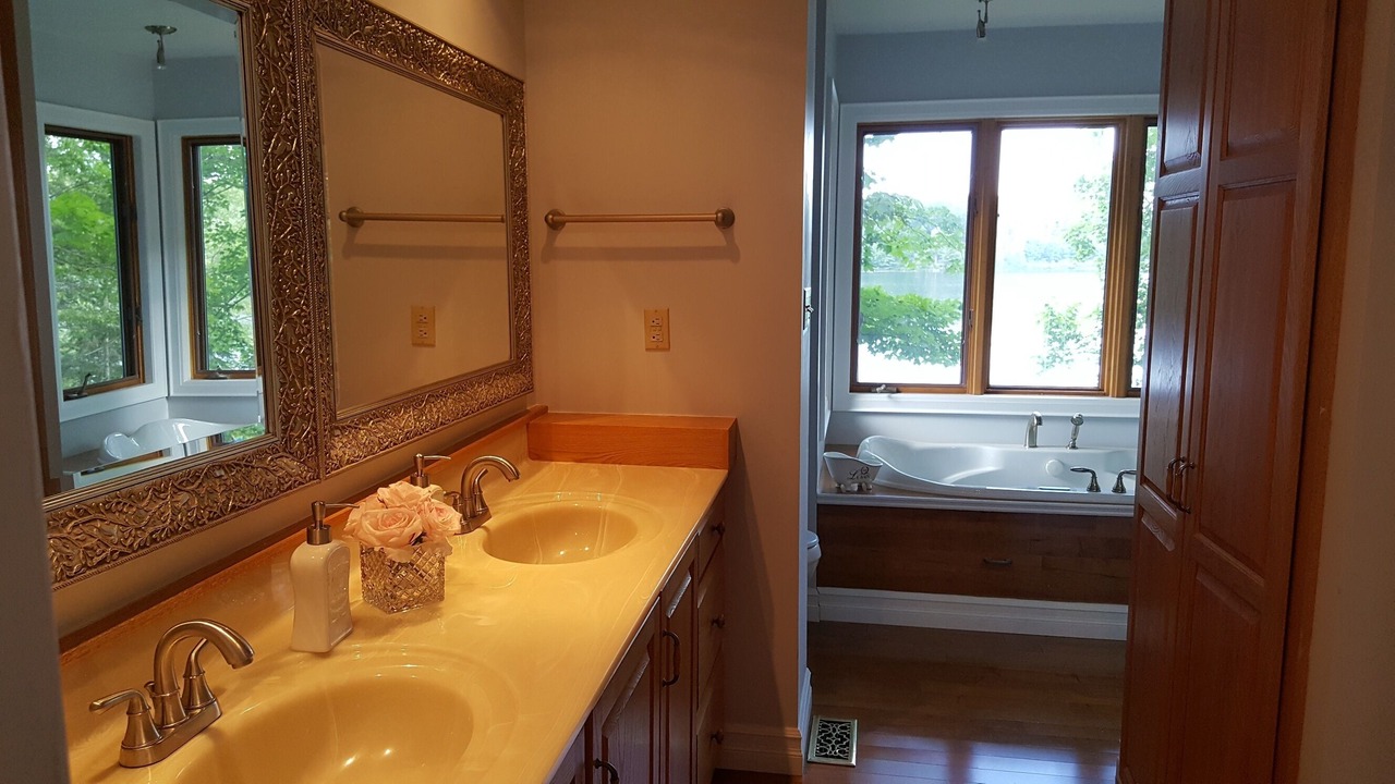 Photo of Bathroom in Magnetawan