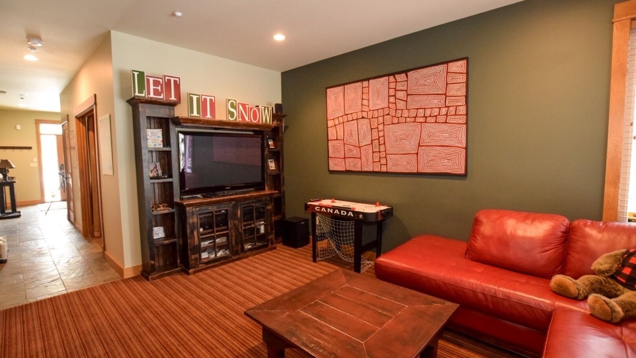 Photo of Bedroom in Silver Star Mountain