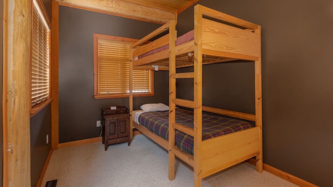 Photo of Bedroom in East Kootenay