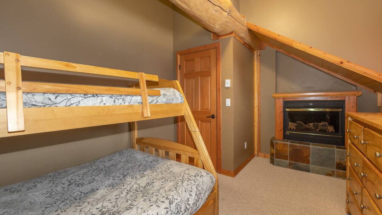 Photo of Bedroom in East Kootenay