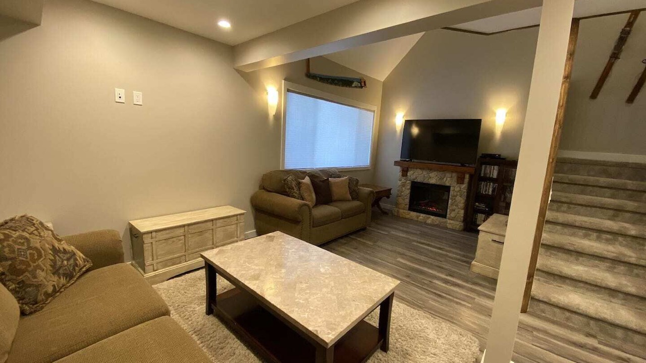 Photo of Livingroom in East Kootenay