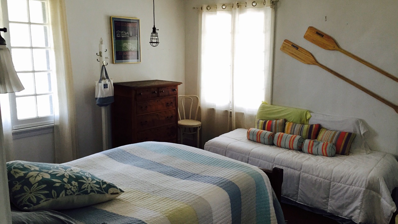 Photo of Bedroom in Waverly Beach