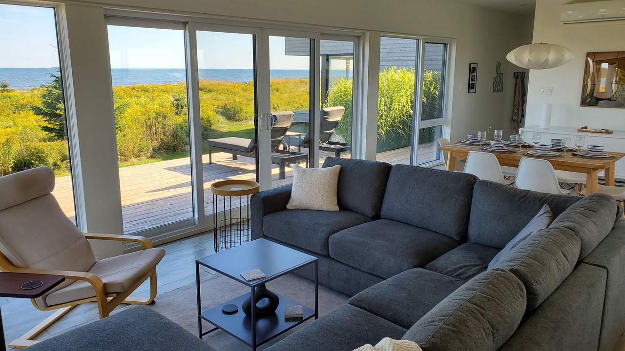 Photo of Livingroom in Augustine Cove