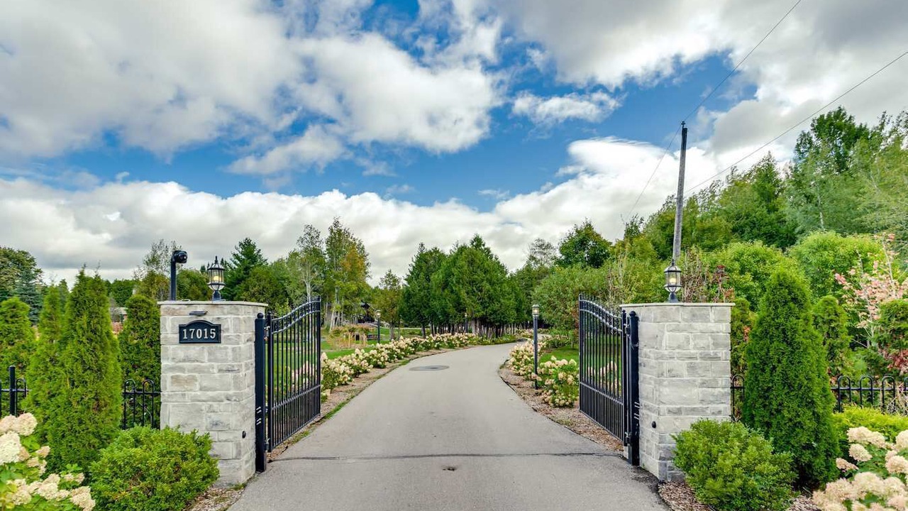 Photo of Outdoor in King