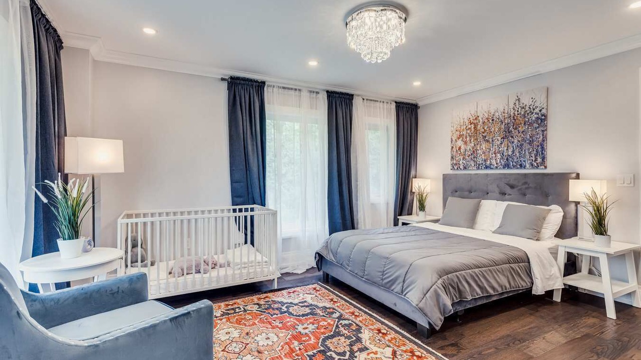 Photo of Bedroom in King