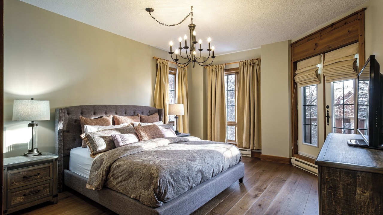 Photo of Bedroom in Mont-Tremblant
