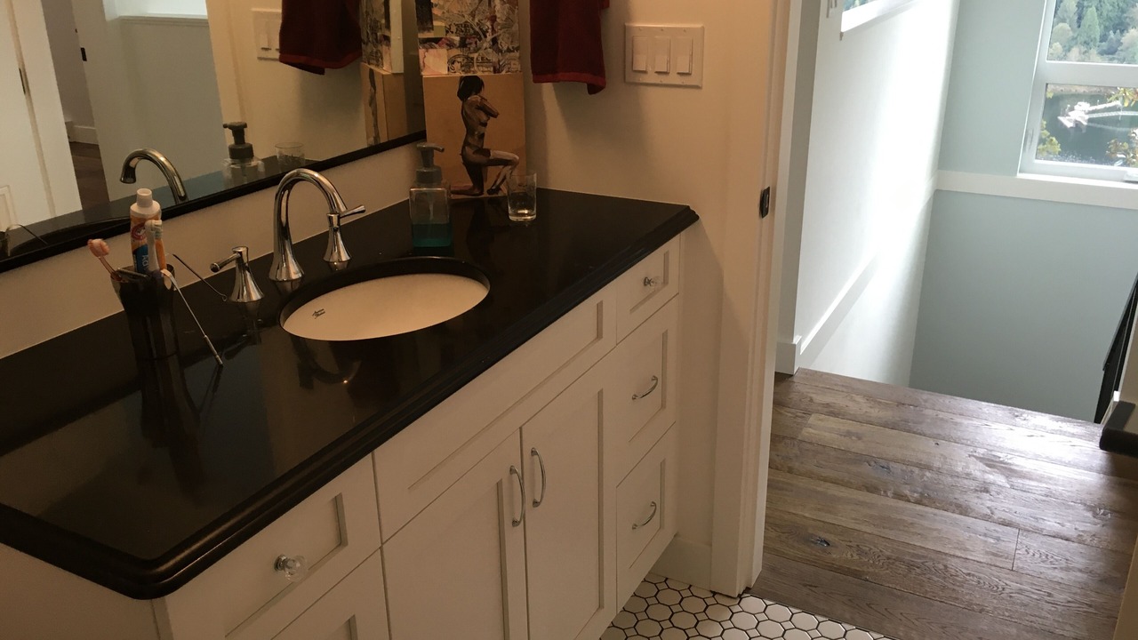 Photo of Bathroom in Garden Bay