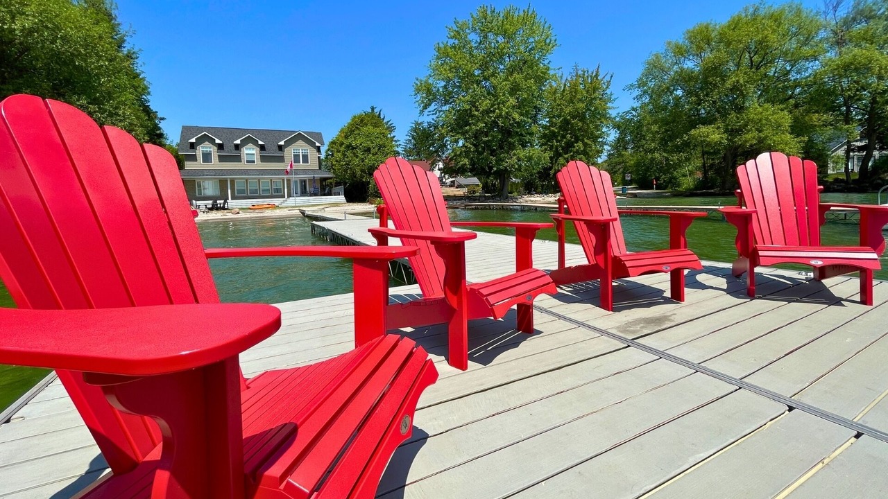 Photo of Patio Balcony in Big Bay Point