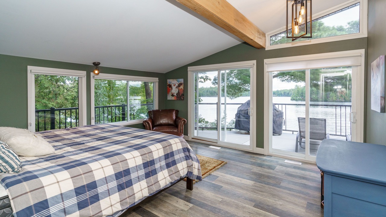 Photo of Bedroom in Utterson