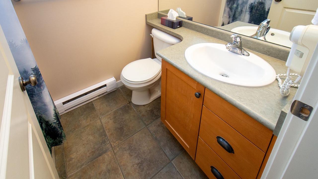 Photo of Bathroom in Big White Ski Resort