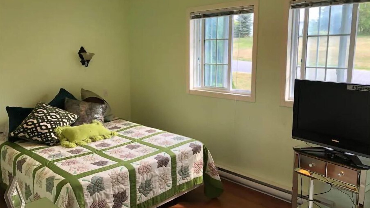 Photo of Bedroom in Quinte West