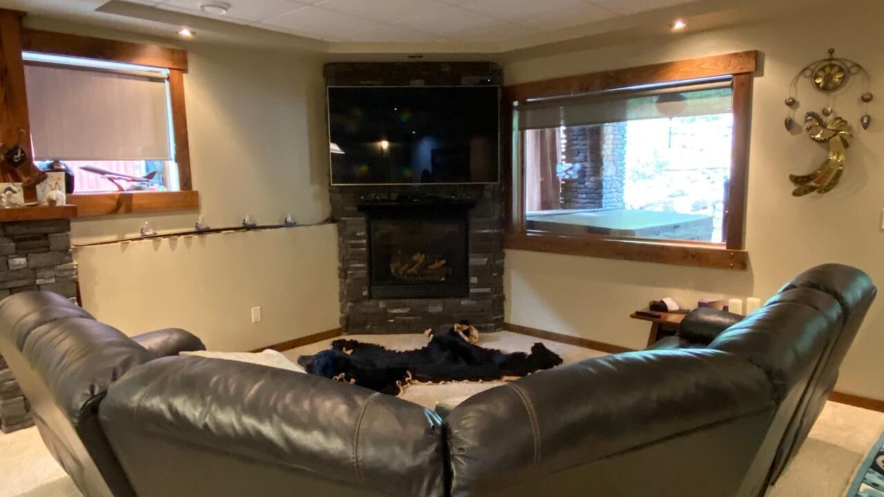 Photo of Livingroom in East Kootenay